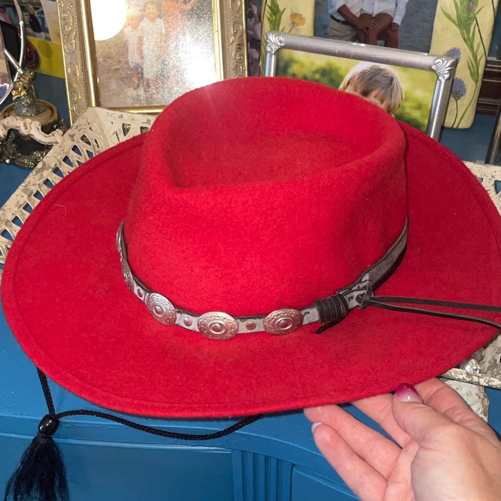 Vintage red felt cowgirl hat with Silver Detailing